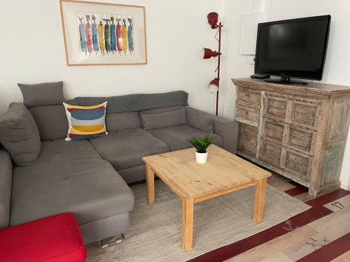 Wonderful, fully furnished 2-room apartment in the basement