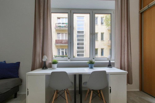 Bright twin bedroom near the Śródmieście train station - Gallery - 6