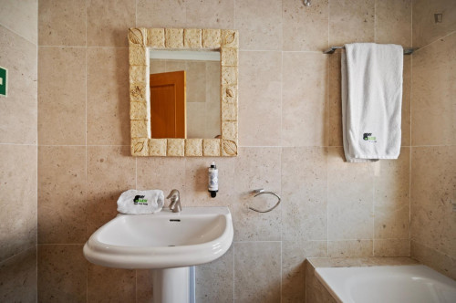 Very appealing 2-bedroom apartment in Sesimbra - Gallery - 13