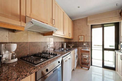 Very appealing 2-bedroom apartment in Sesimbra - Gallery - 17