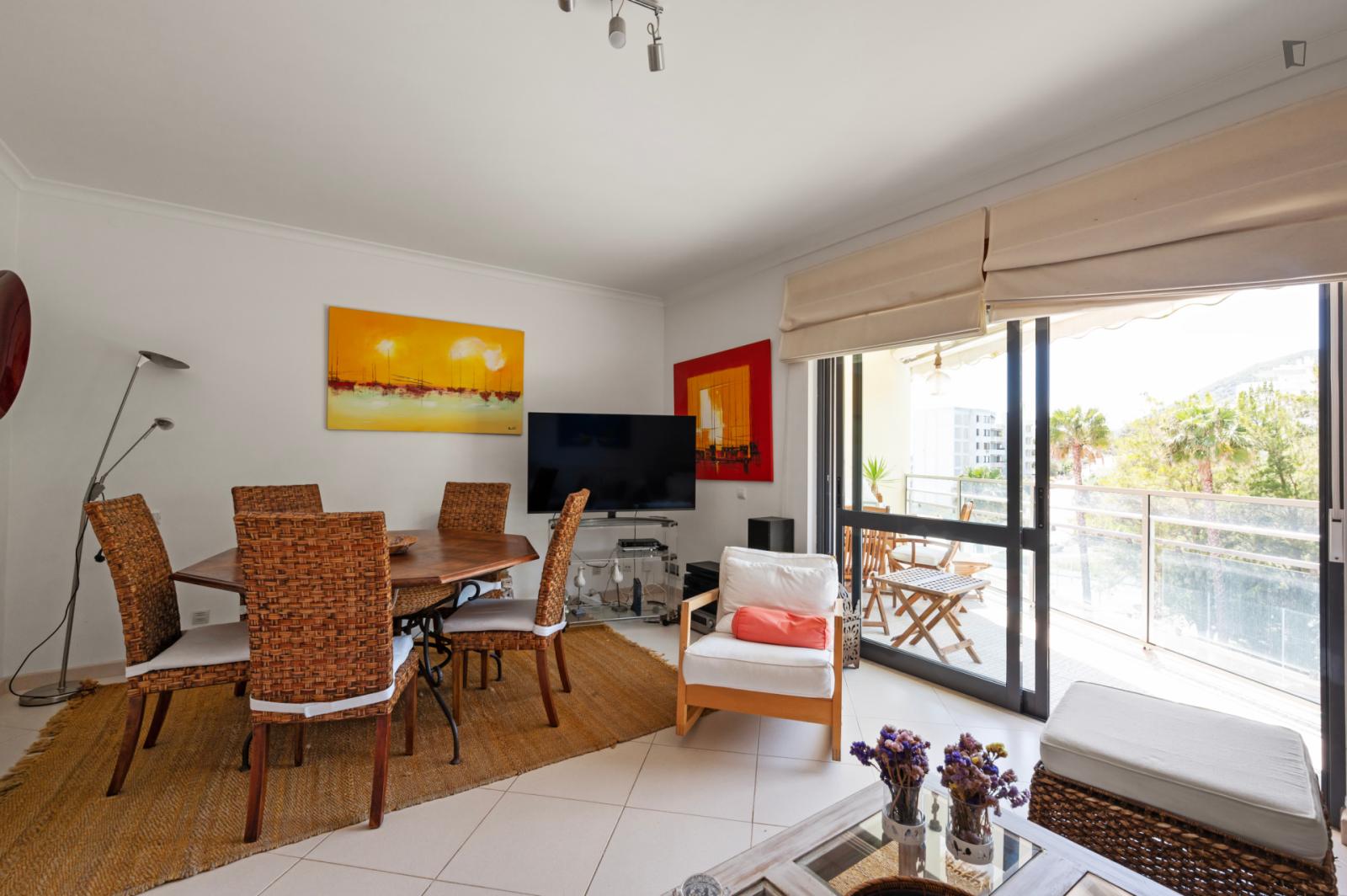 Very Appealing 2-Bedroom Apartment In Sesimbra - 1