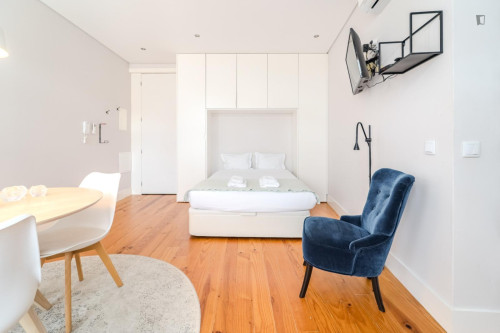 Large and bright studio in Guimarães