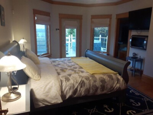 Lake House - Gallery - 35