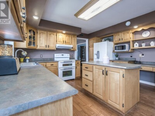 Large house close to Trails