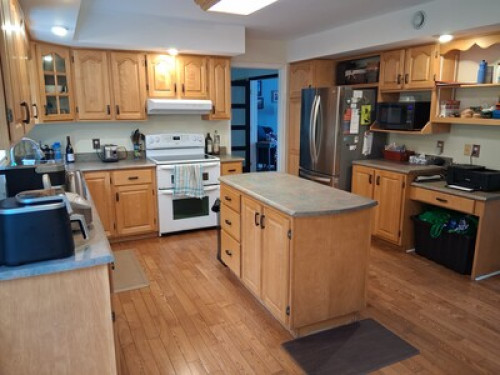 Large house close to Trails - Gallery - 11