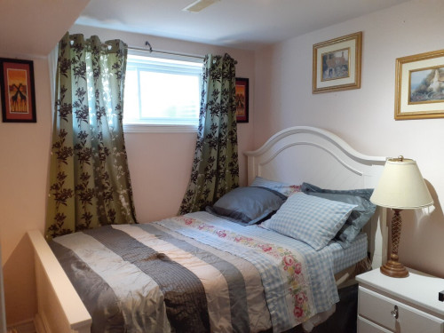 Modern room and bathroom available - Gallery - 9