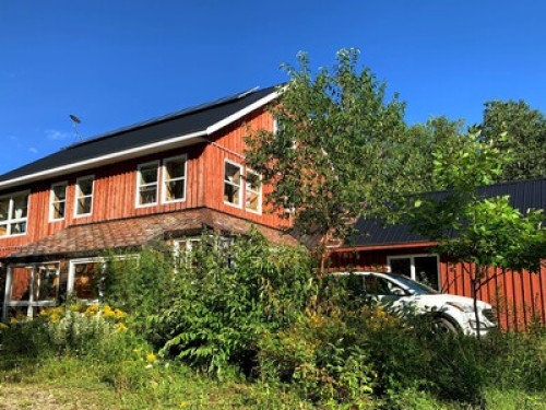 Off-grid homestead 