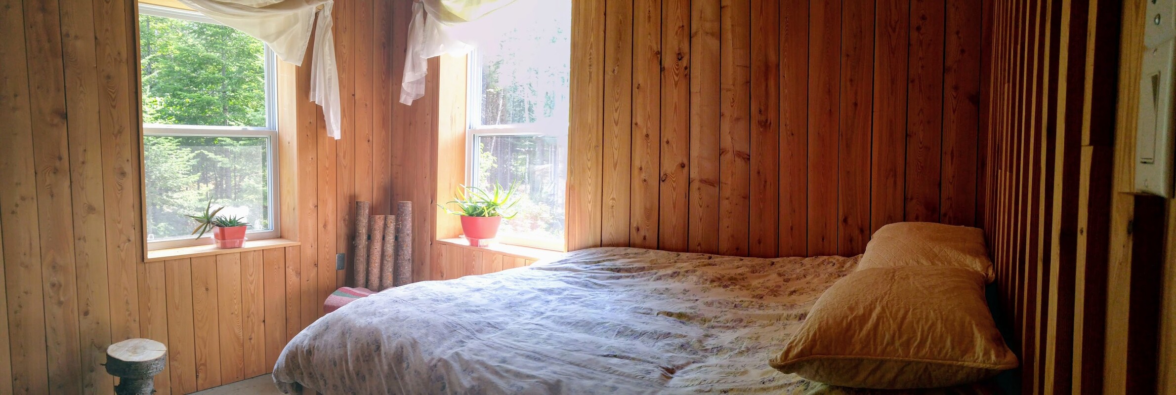  S/W Guest Bedroom (Full Room)  -  Off-grid homestead   - Gallery -  1