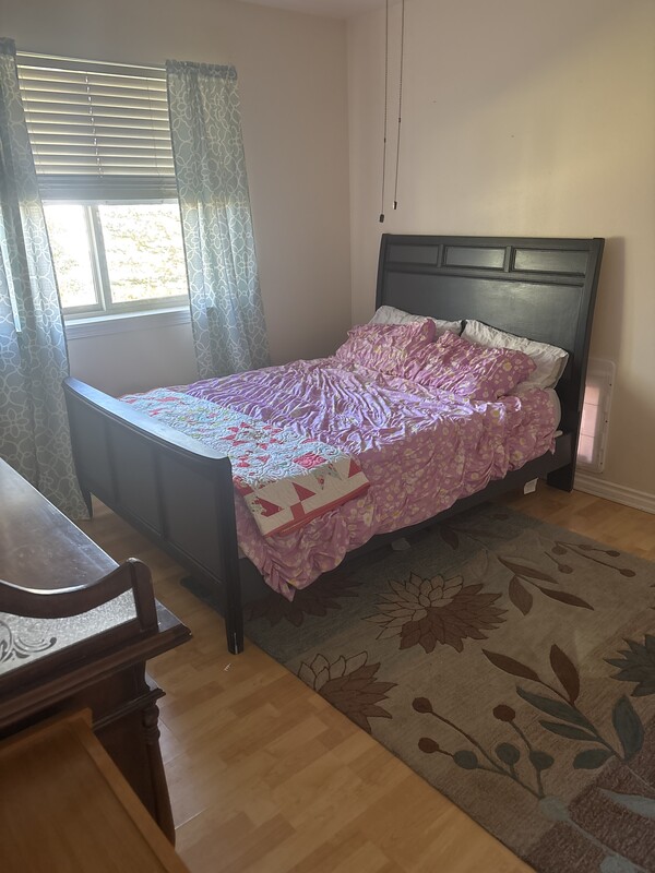  Guest Room(Full Room)  -  Private room with walk in closet  - Gallery -  1