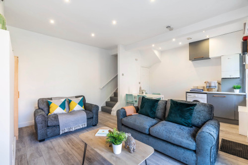 13-stanmore-avenue-leeds-192892974720251008062110AM