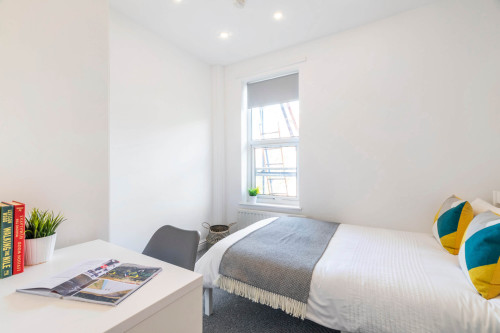 13-stanmore-avenue-leeds-60073663720251008062113AM