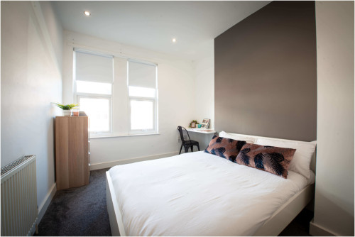 19-estcourt-terrace-leeds-74255573820251008062642AM