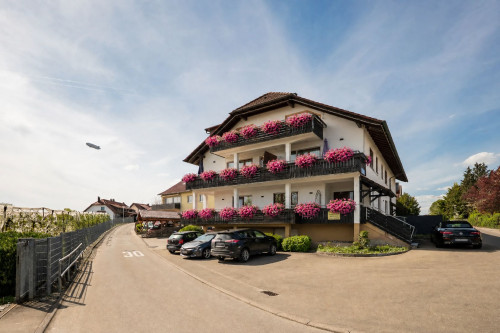 Fully furnished 2-room apartment with balcony and a lot of charm in Meersburg - Gallery - 16