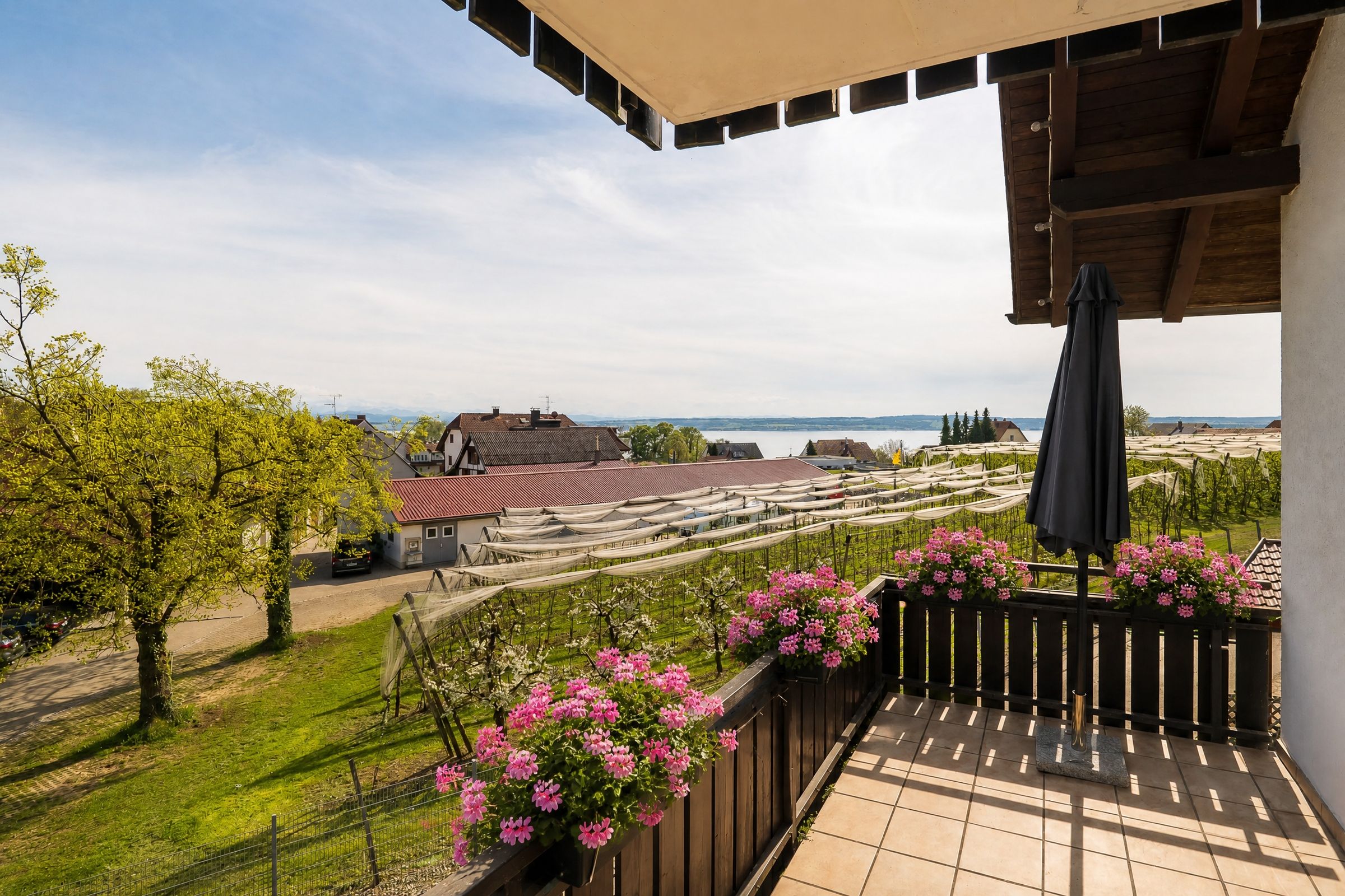 Fully Furnished 2-Room Apartment With Balcony And A Lot Of Charm In Meersburg - 7