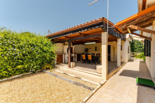 Lovely 3 bedroom house near Lagoa de Albufeira beach