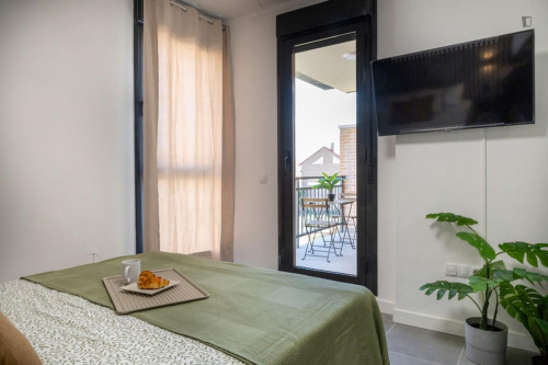 Modern double bedroom in Yuncos - Gallery - 6
