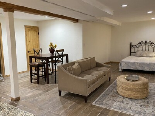 Basement loft in large home - Gallery - 6