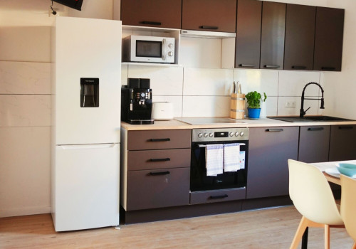Luvonio Apartments – modern & centrally located with Wi-Fi, 55-inch smart TV & DeLonghi coffee machine - Gallery - 9