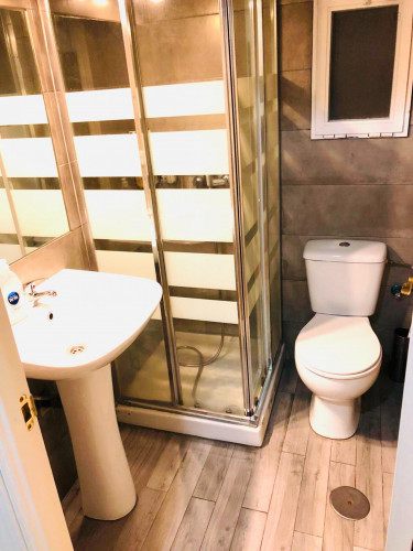 Cozy single bedroom 5' walking from UAX (Universidad Alfonso X El Sabio)