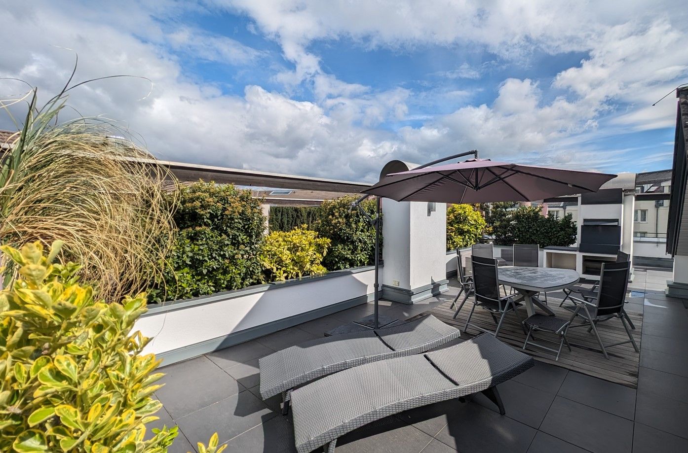  Exclusive Fully Furnished Penthouse Apartment With Rooftop Terrace In The Kupferbergterrassen, Mainz  -  Exclusive Fully Furnished Penthouse Apartment with Rooftop Terrace in the Kupferbergterrassen, Mainz  - Gallery -  11