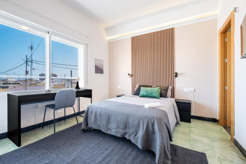 Very cool double ensuite bedroom in Benalua