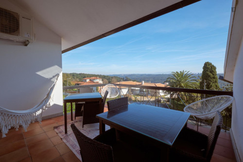 Charming ensuite bedroom in Santa Comba Dão