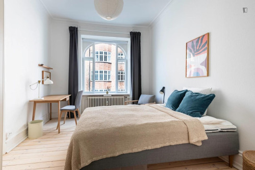 Comfortable single bedroom in shared flat in Frederiksberg