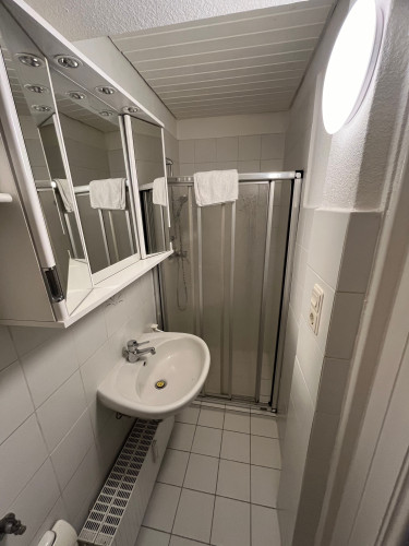 2-Room Apartment with Terrace in a Central Location - Gallery - 8