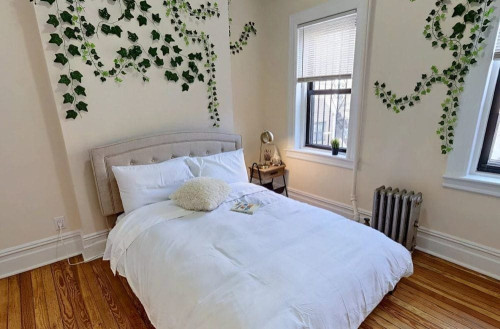 Rent a Room in Long Island City - Gallery - 12