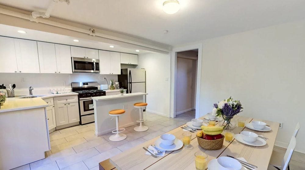  Shared Room  -  Rent a Room in Long Island City  - Gallery -  2