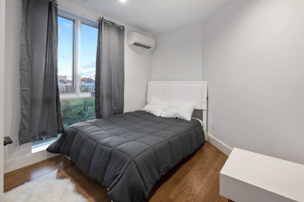Private Room With Queen Size Bed - 5