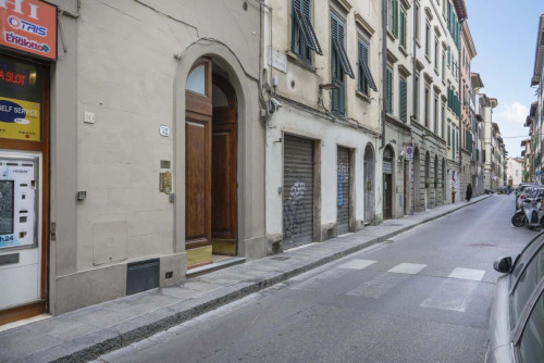 Bright 2-bath flat near Accademia, Toc-Toc - Gallery - 69