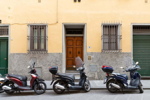 Pitti Family Apartment in Central Florence