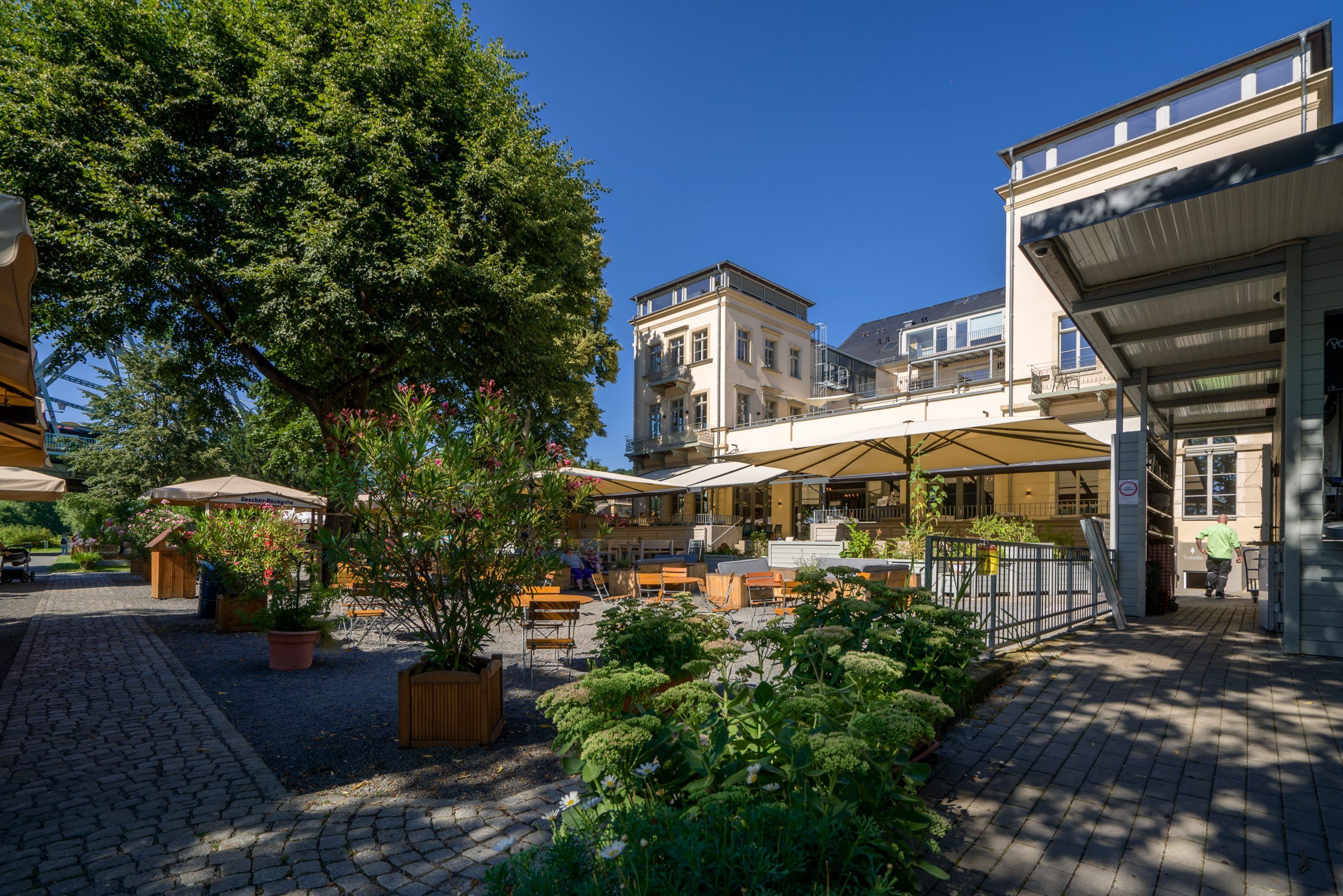 +APARTMENT.BLAUESWUNDER.DRESDEN -FITTEDKITCHEN-PARQUET-SHOWER-BATHROOM-FLOOR-HEATING-LARGE TERRACE-L - 10