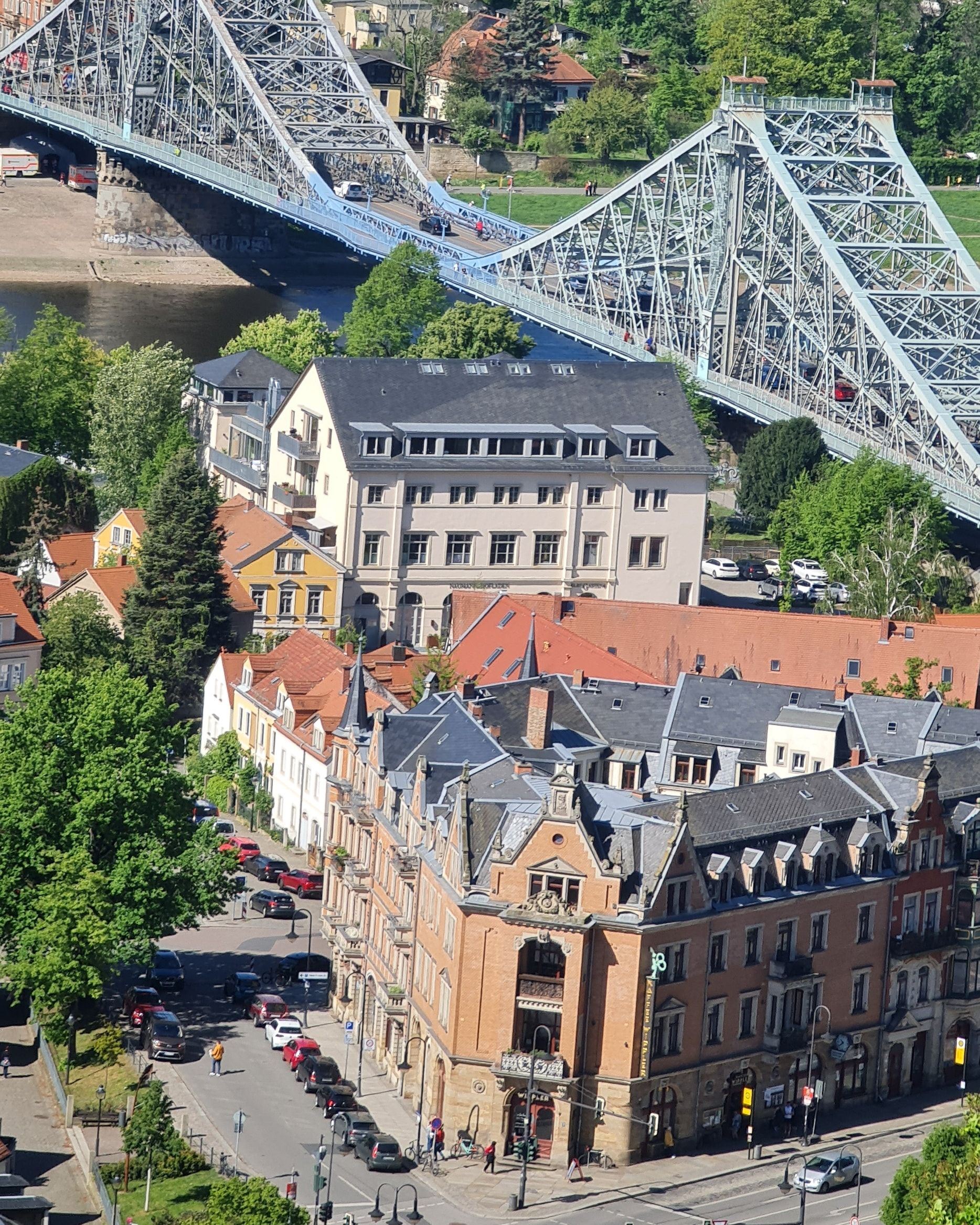 +APARTMENT.BLAUESWUNDER.DRESDEN -FITTEDKITCHEN-PARQUET-SHOWER-BATHROOM-FLOOR-HEATING-LARGE TERRACE-L - 8