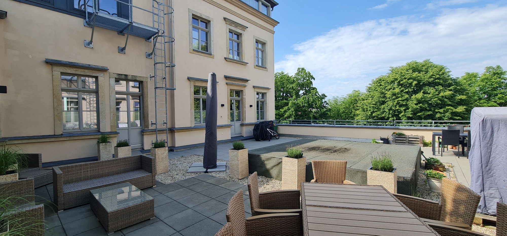 +APARTMENT.BLAUESWUNDER.DRESDEN -FITTEDKITCHEN-PARQUET-SHOWER-BATHROOM-FLOOR-HEATING-LARGE TERRACE-L - 2