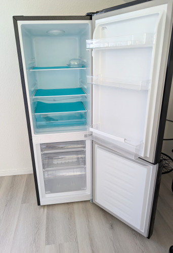 Renovated and newly furnished top floor apartment in Wesseling - Gallery - 20