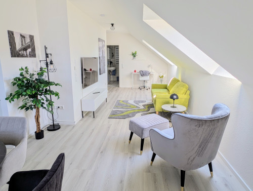 Renovated and newly furnished top floor apartment in Wesseling - Gallery - 32