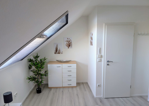 Renovated and newly furnished top floor apartment in Wesseling - Gallery - 7