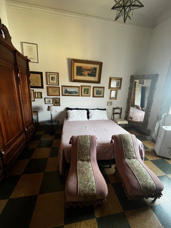  Double Room(Single Bed)  -  Florentine family of architects  - Gallery -  1