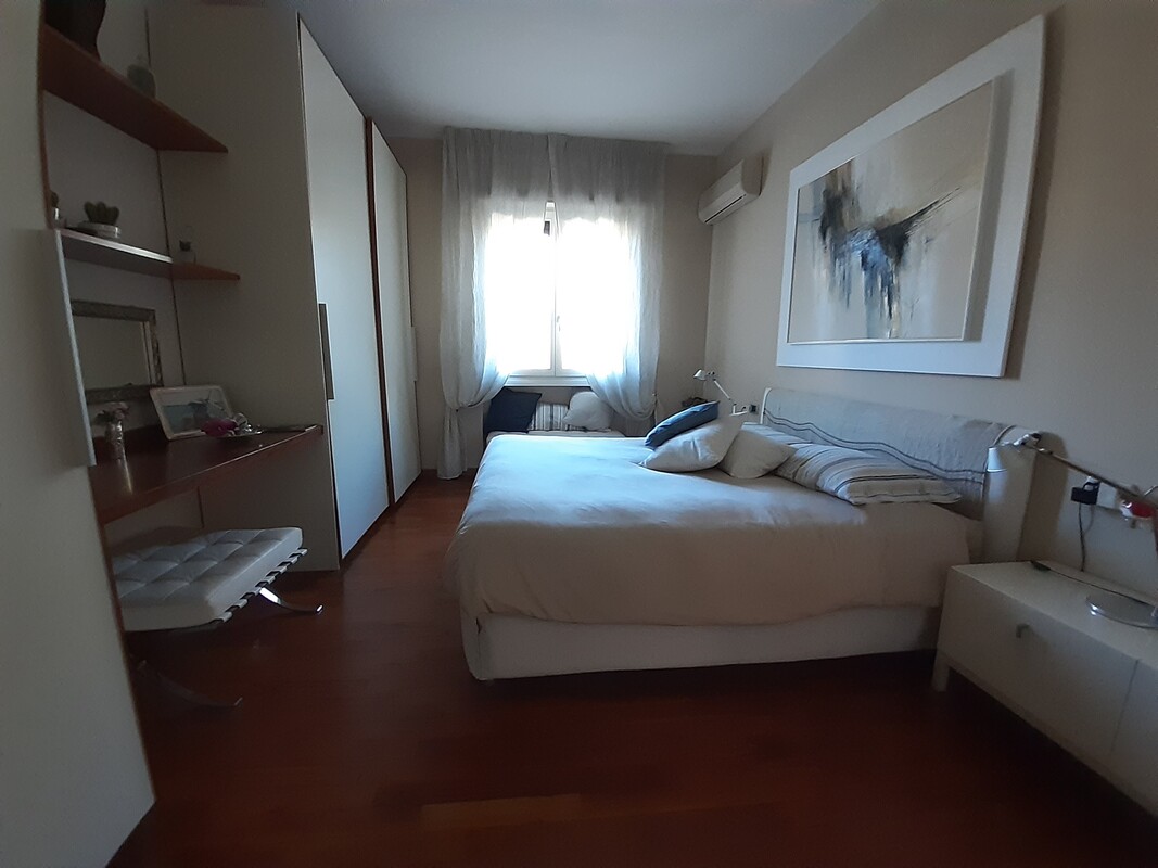  Large Double Room And Big Bathroom With Jacuzzi(Single Bed)  -  Florence arts and Medici Villas  - Gallery -  1