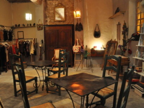 Amazing 16th Century Artistic House - Gallery - 12