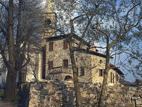 panoramic village in Tuscany
