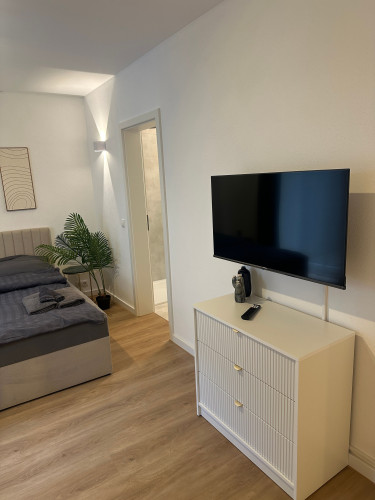 High quality renovated and fully furnished 85 sqm 3 room apartment with terrace on the ground floor - Gallery - 14