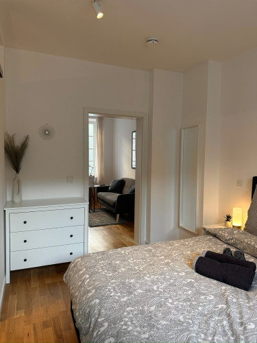 High quality renovated and fully furnished 85 sqm 3 room apartment with terrace on the ground floor - Gallery - 25