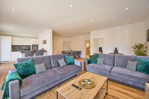 2BR | SmartTV | WiFi | roof terrace | free parking
