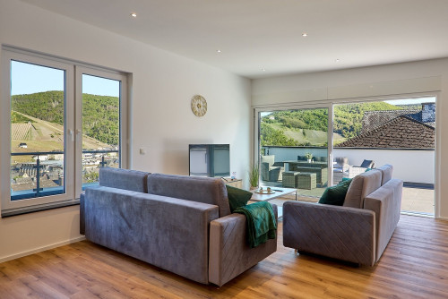2BR | SmartTV | WiFi | roof terrace | free parking