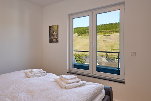 2BR | SmartTV | WiFi | roof terrace | free parking