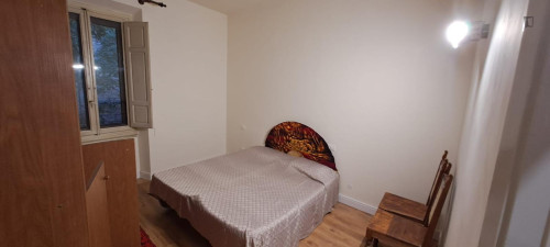 Single Bedroom in a shared apartment in Florence 