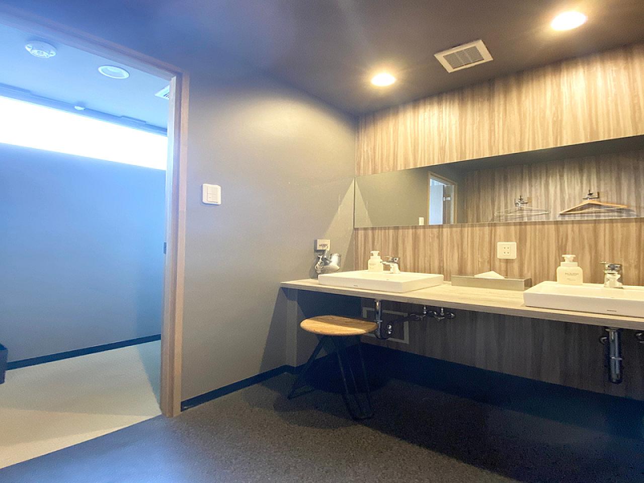  Double Room Shared Bath  -  Owarichō Collective  - Gallery -  1